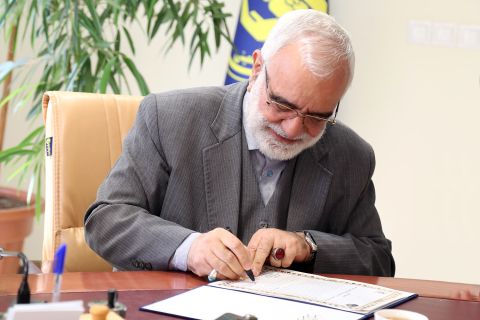 امضای تفاهم‌نامه همکاری میان کمیته امداد و سازمان زندان‌ها   1403/01/29
