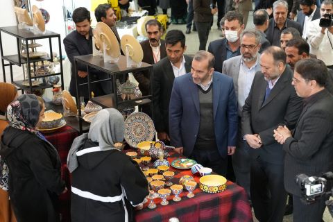 جشن خودکفایی 5 هزار خانواده تحت حمایت استان کرمانشاه 1402/11/29