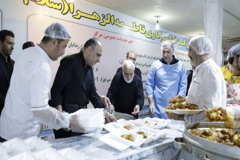 بازدید رئیس کمیته امداد از آشپزخانه اطعام مهدوی شهرستان ورامین 1402/01/023