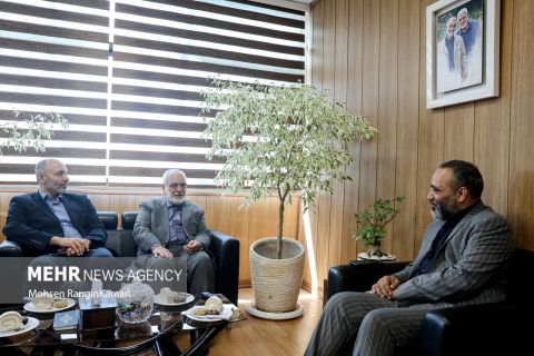بازدید رئیس کمیته امداد امام خمینی(ره) از خبرگزاری مهر 1402/05/25